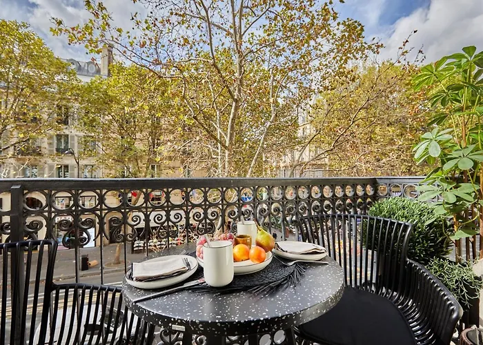 Residense Notre Dame De Paris By Studio Prestige